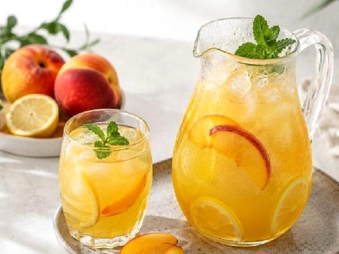 1 Adet Şeftaliyle 1 Litre Limonata Tarifi Nasıl Yapılır?