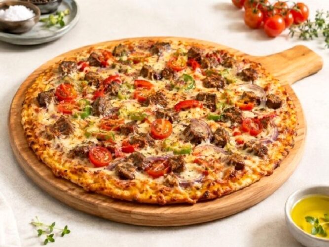 Bol Malzemeli Kavurmalı Karnabahar Pizza Tarifi Nasıl Yapılır?