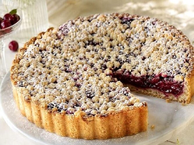 Ağızda Dağılan Vişne Soslu Tart Tarifi Nasıl Yapılır?