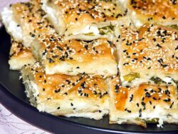 El Açması Tadında Hazır Yufkadan Börek Tarifi Nasıl Yapılır?