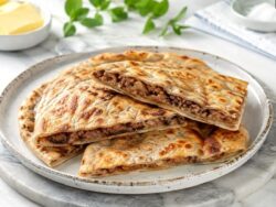 Kastamonu Usulü Etli Ekmek Tarifi Nasıl Yapılır?