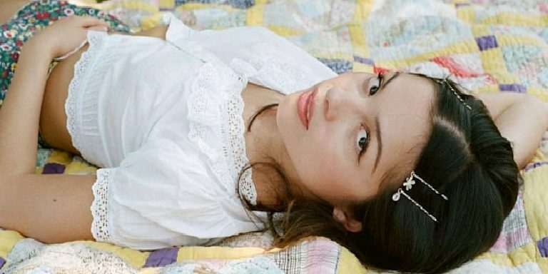 Minimalist Kokuların Yeni Kahramanı: Çay Notası