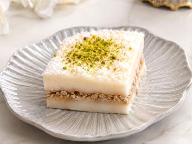Tek Tencerede Hazırlanan Muhallebili Tatlı Tarifi Nasıl Yapılır?