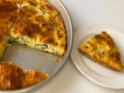 Annemin Asırlık Soğanlı Çörek Tarifi Nasıl Yapılır?
