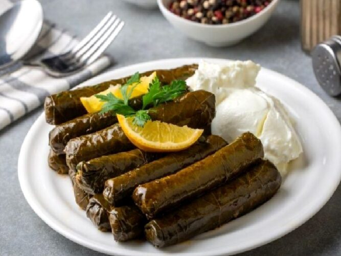 Beypazarı Yaprak Sarması Tarifi Nasıl Yapılır?