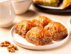 Boşnak Baklavası Tarifi Nasıl Yapılır?