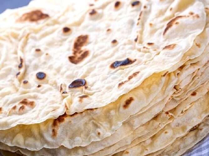 Çarşaf Gibi Açılan Yırtılmayan Ev Yapımı Yufka Tarifi Nasıl Yapılır?