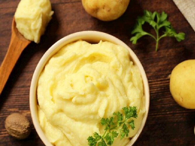 Lokanta Usulü Patates Püresi Tarifi Nasıl Yapılır?