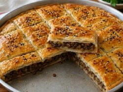 Mercimekli Açma Böreği Tarifi Nasıl Yapılır?