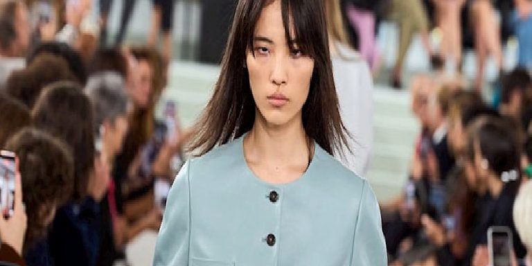 Milano Moda Haftası Jil Sander İlkbahar/Yaz 2027: Kusursuzluğa Küçük Bir Pürüz