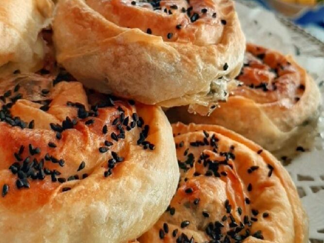 Patatesli Gül Böreği Tarifi Nasıl Yapılır?