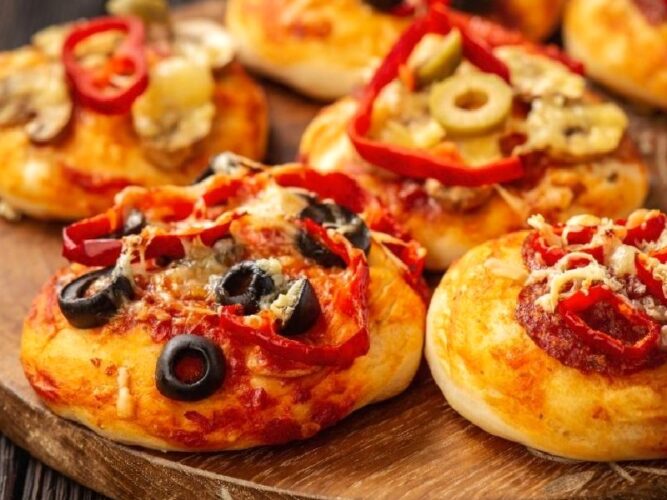 Pizza Poğaça Tarifi Nasıl Yapılır?