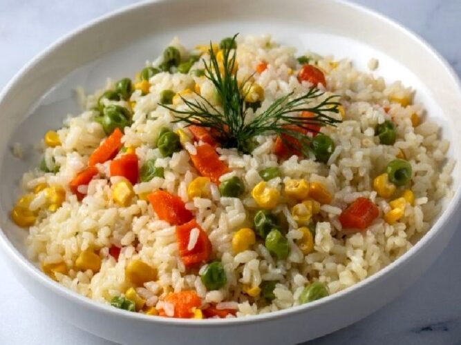 Sebzeli Pilav Tarifi Nasıl Yapılır?