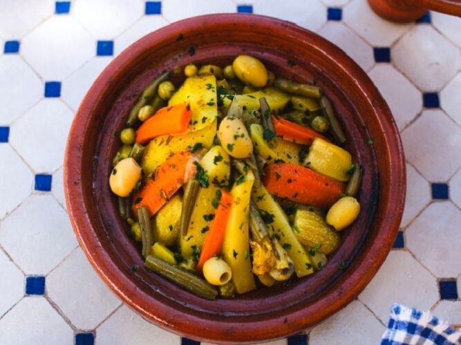 Sebzeli Tajine Tarifi Nasıl Yapılır?