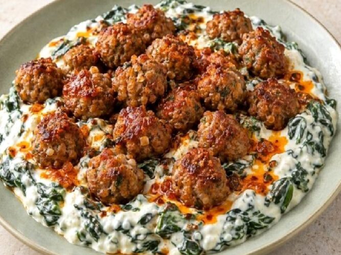 Gaziantep Usulü Cacıklı Arap Köftesi Tarifi Nasıl Yapılır?
